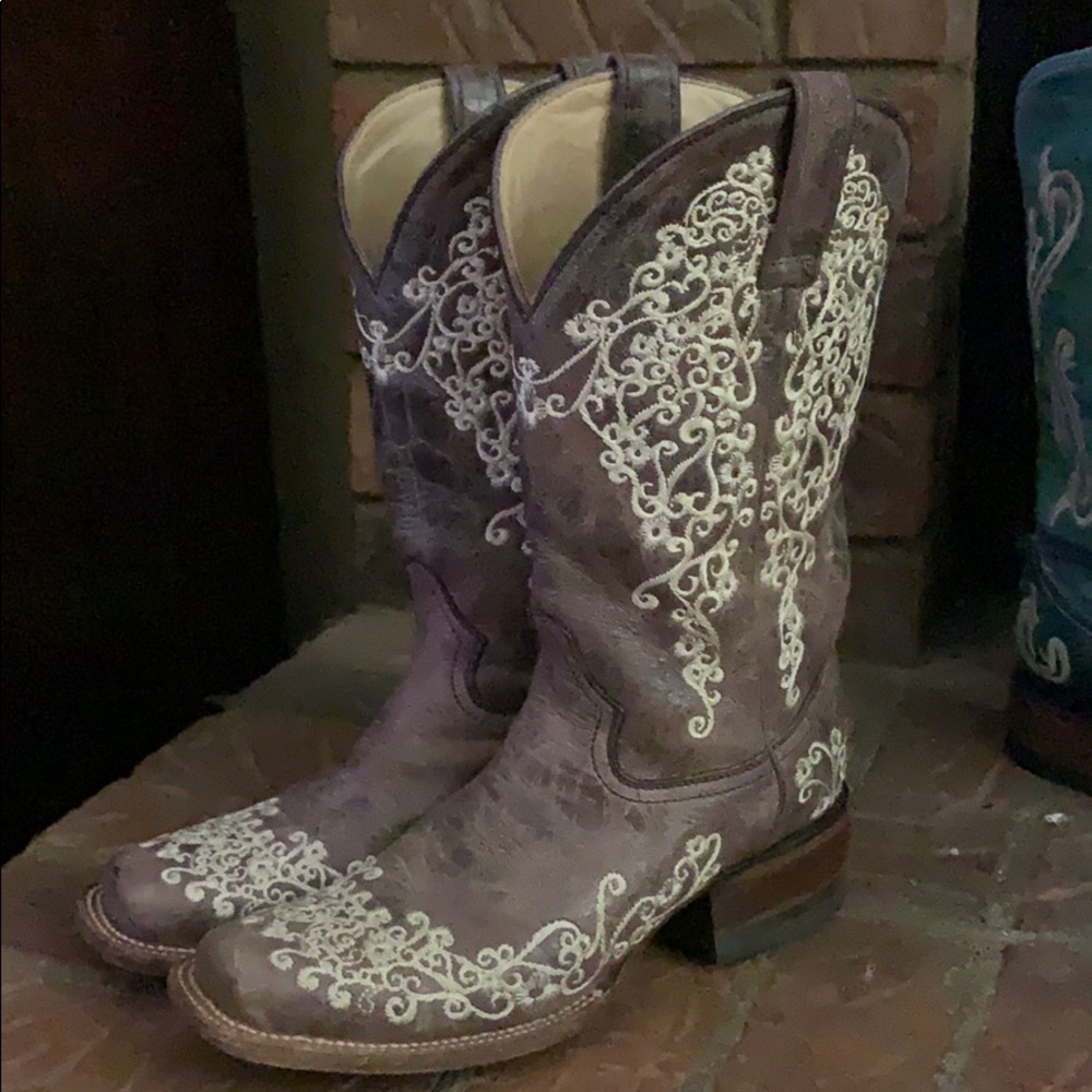 “Wedding Boot” Corral